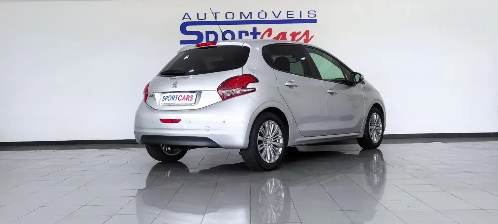peugeot-208-2018-gasolina-1199cc