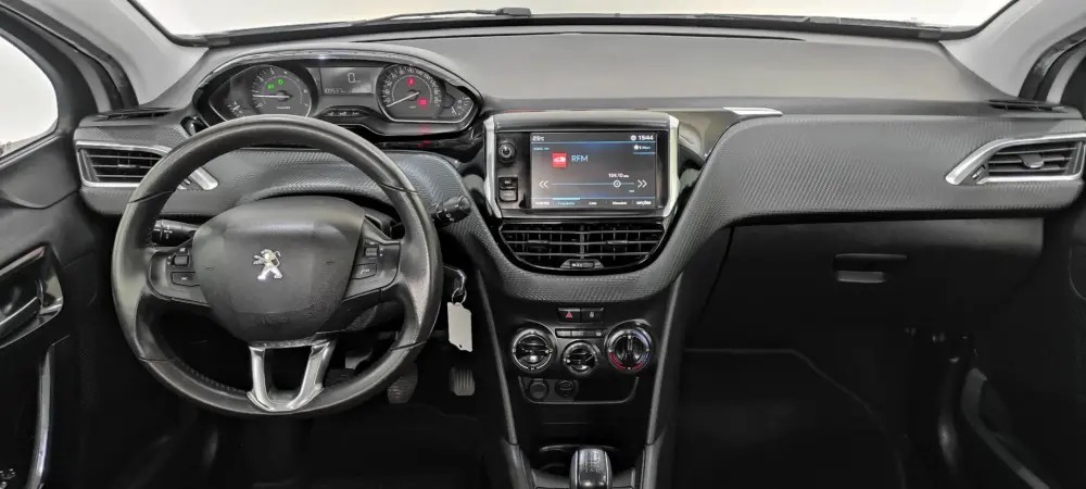 peugeot-208-2018-gasolina-1199cc