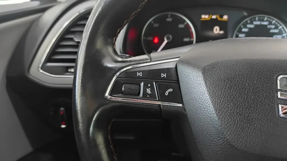 seat-leon-2016-diesel-1598cc