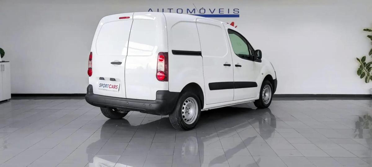 peugeot-partner-2018-diesel-1560cc
