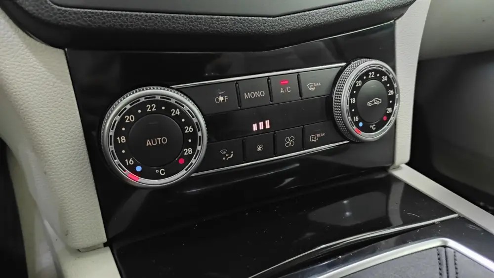 mercedes-benz-classe-c-2010-diesel-2143cc