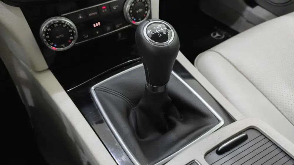 mercedes-benz-classe-c-2010-diesel-2143cc