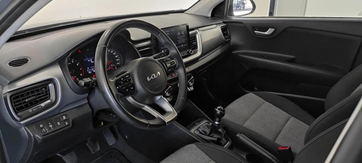 kia-stonic-2022-gasolina-1197cc