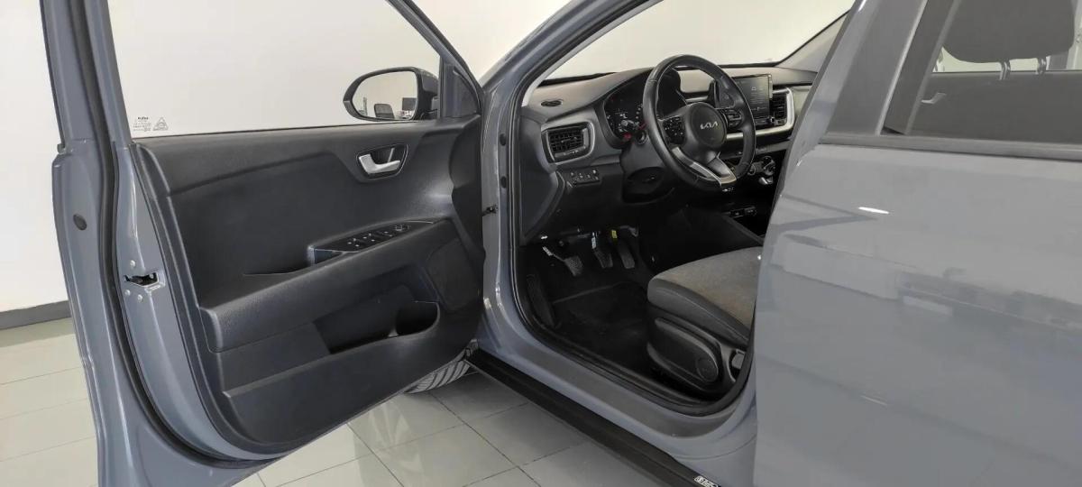 kia-stonic-2022-gasolina-1197cc