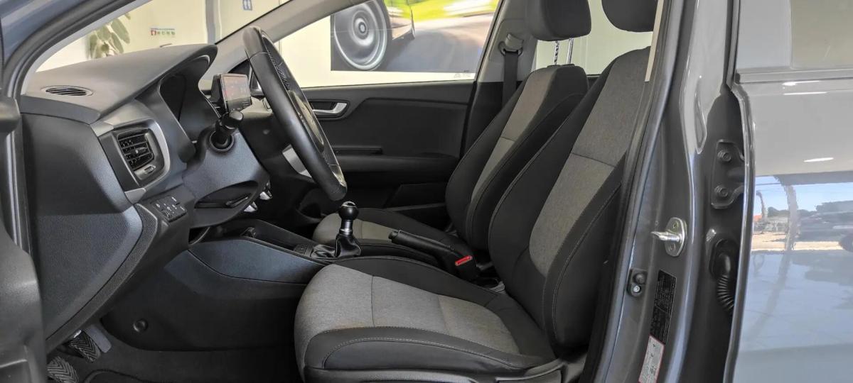kia-stonic-2022-gasolina-1197cc