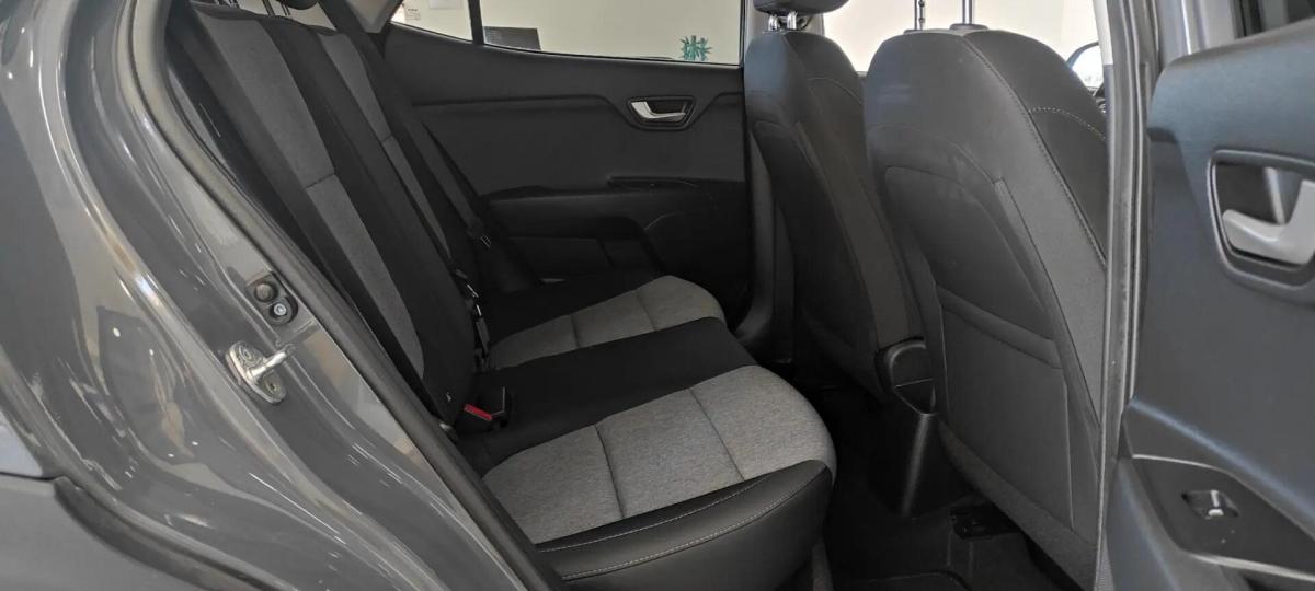 kia-stonic-2022-gasolina-1197cc