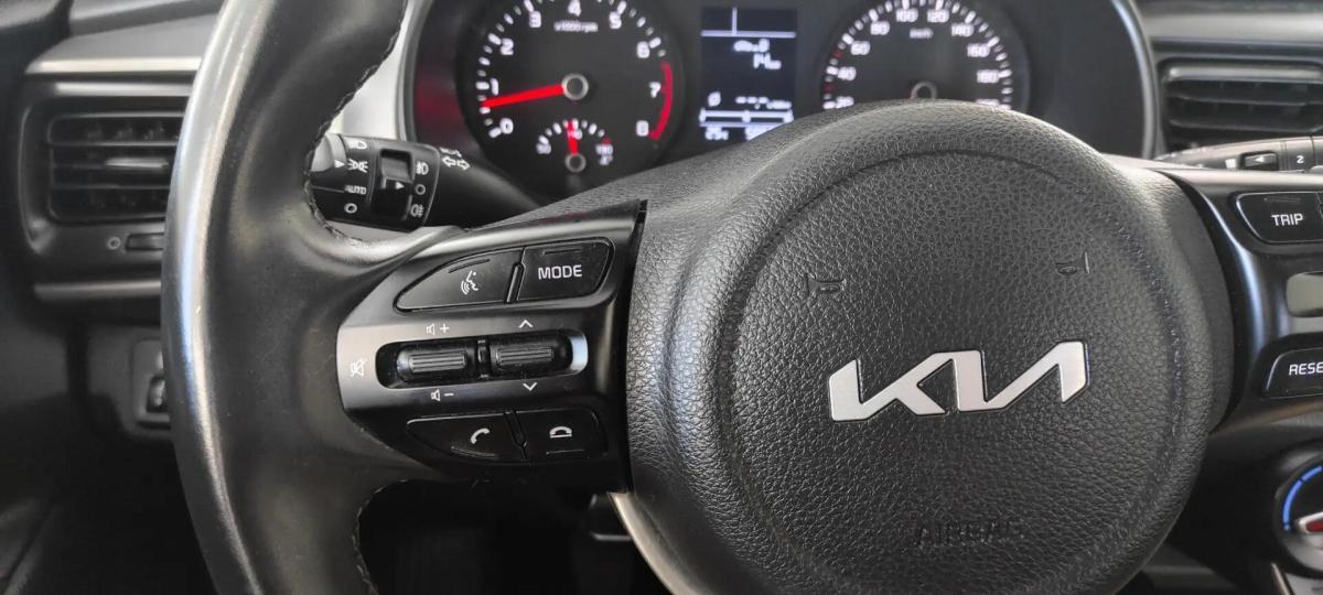 kia-stonic-2022-gasolina-1197cc