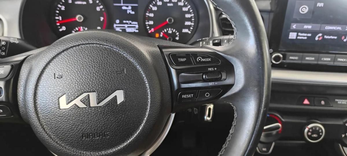 kia-stonic-2022-gasolina-1197cc