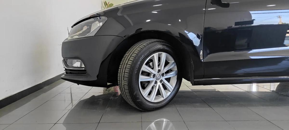 volkswagen-polo-2015-gasolina-999cc