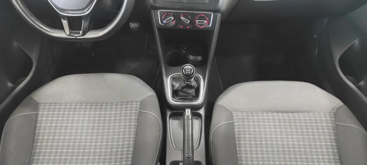 volkswagen-polo-2015-gasolina-999cc