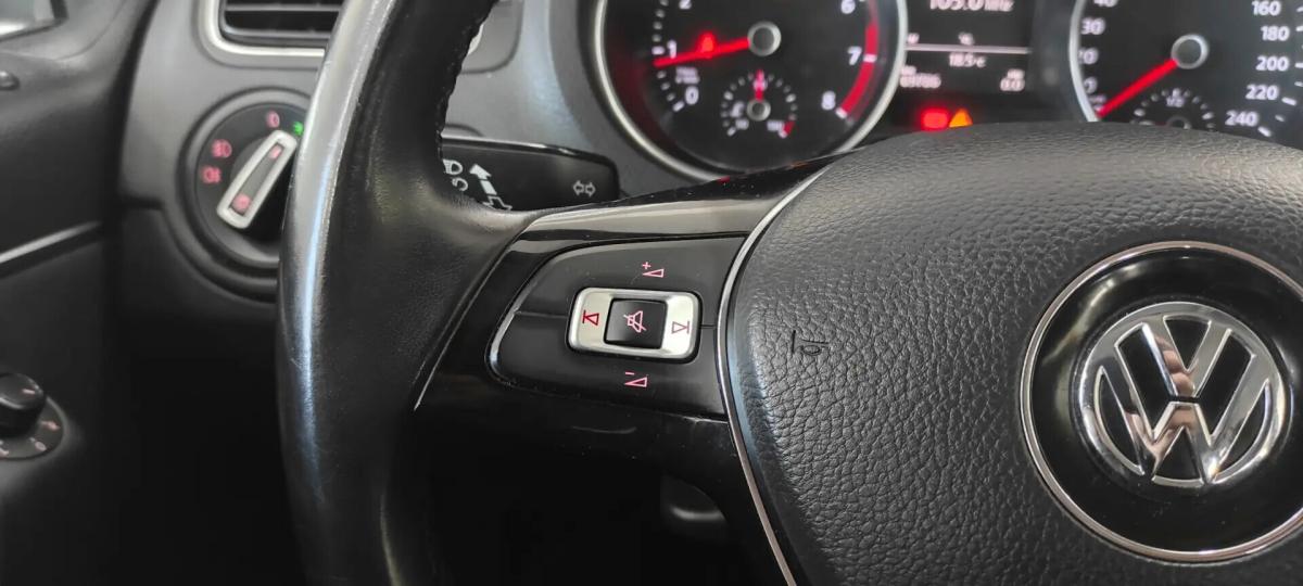 volkswagen-polo-2015-gasolina-999cc