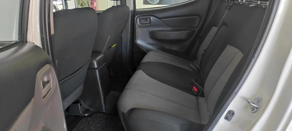 mitsubishi-l200-2018-diesel-2442cc