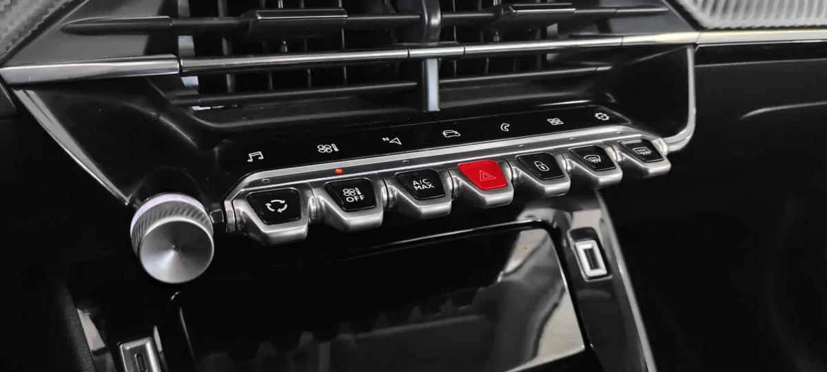 peugeot-208-2020-gasolina-1199cc