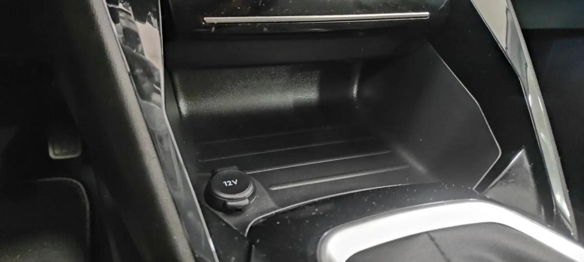 peugeot-208-2020-gasolina-1199cc