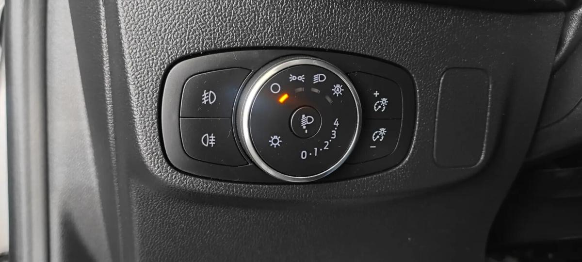 ford-focus-2023-gasolina-998cc