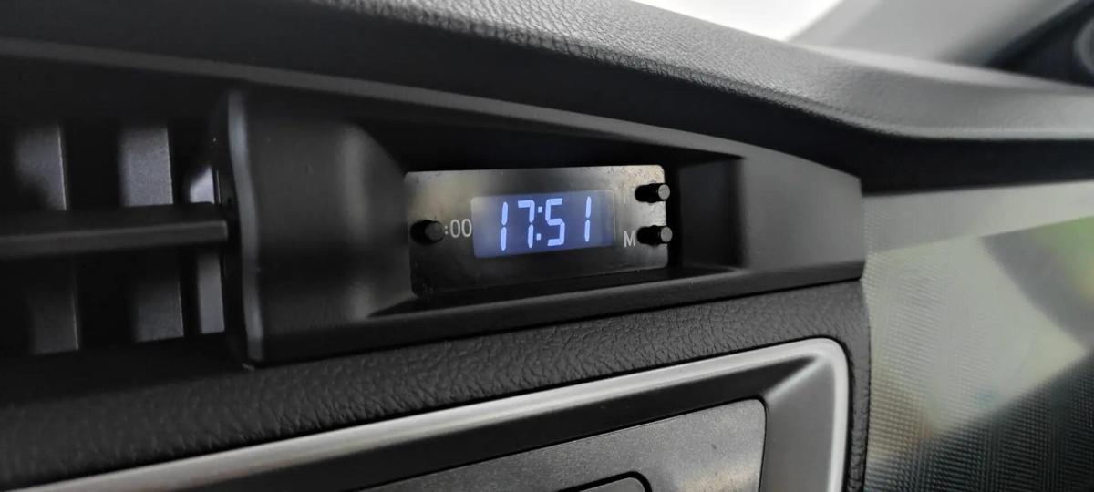 toyota-auris-touring-sports-2015-diesel-1364cc