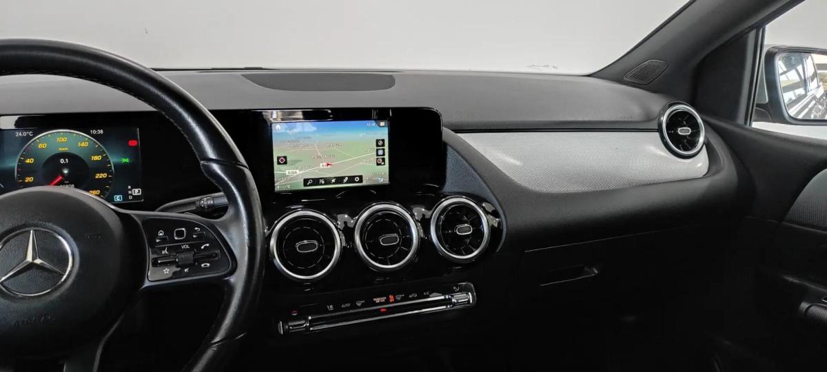 mercedes-benz-180-style-2020-diesel-1461cc