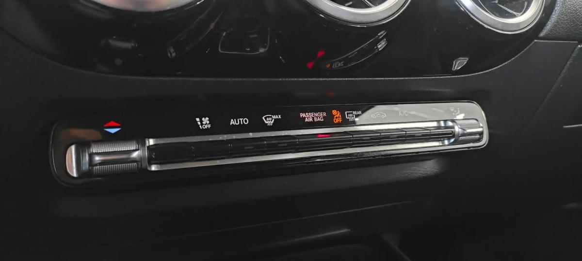 mercedes-benz-180-style-2020-diesel-1461cc
