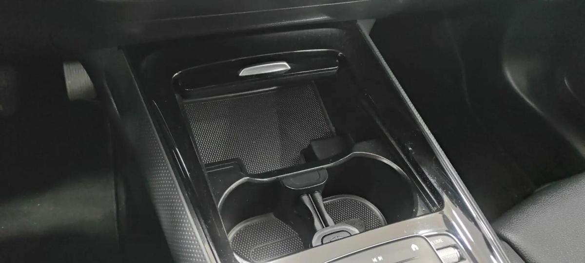 mercedes-benz-180-style-2020-diesel-1461cc