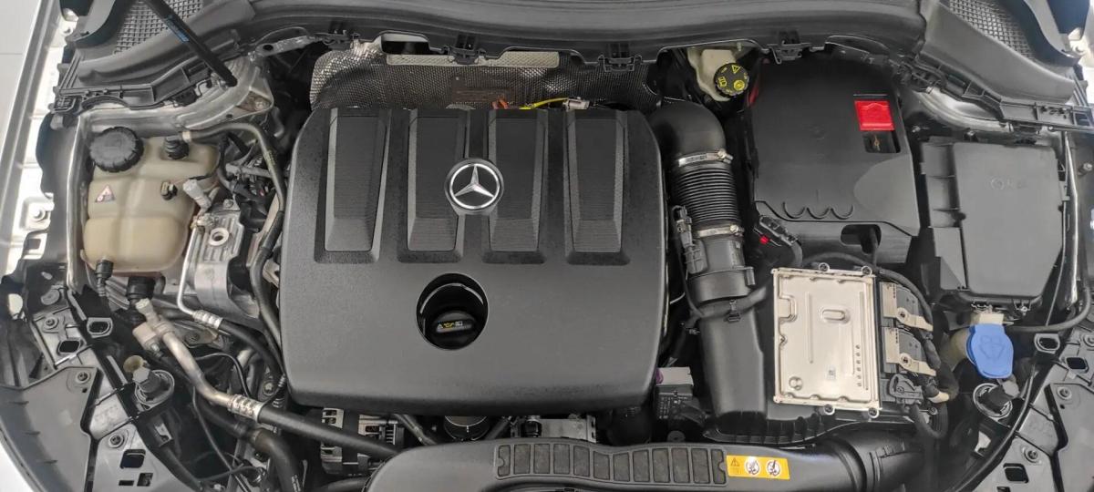 mercedes-benz-180-style-2020-diesel-1461cc