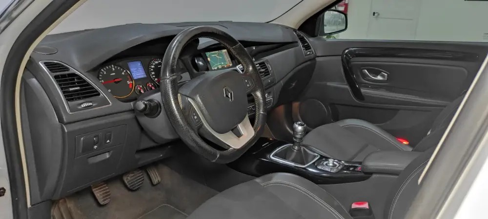 renault-laguna-break-2012-diesel-1995cc
