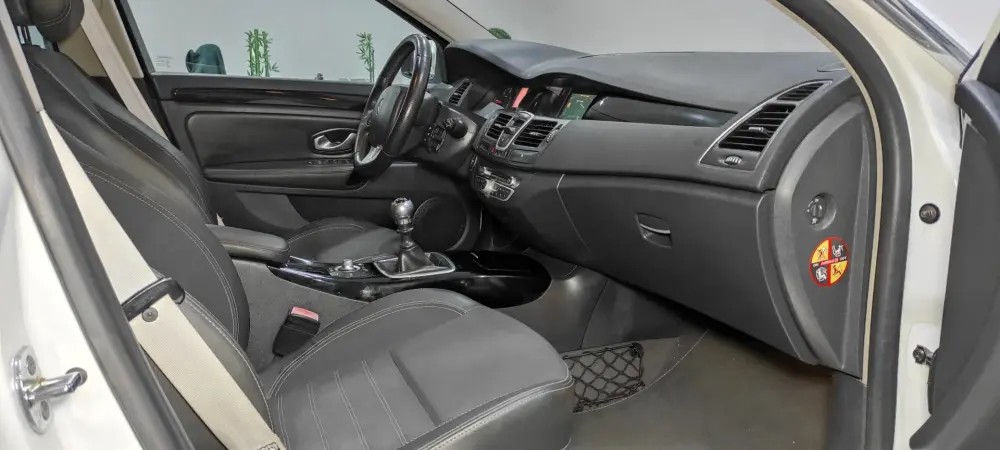 renault-laguna-break-2012-diesel-1995cc
