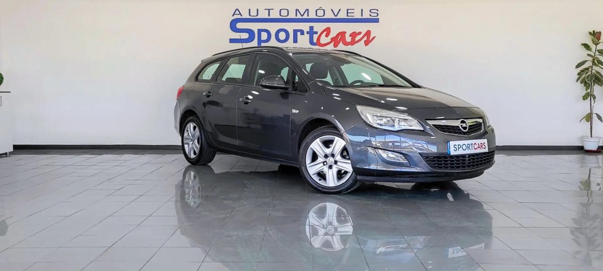 opel-astra-sport-tourer-2011-diesel-1686cc