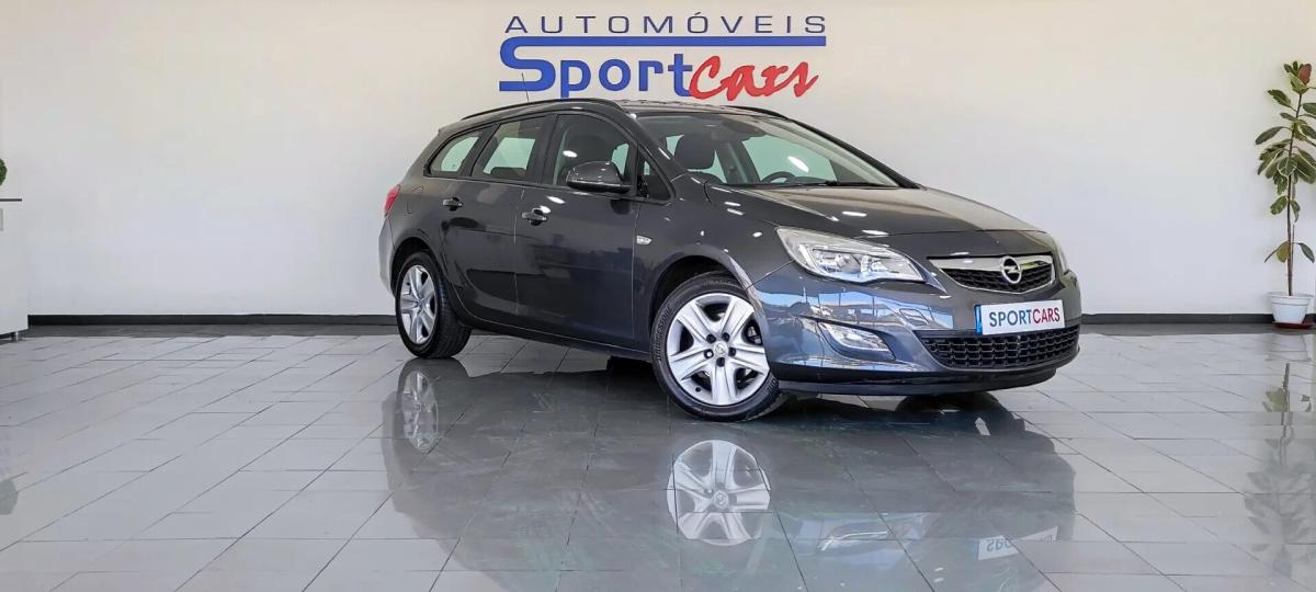opel-astra-sport-tourer-2011-diesel-1686cc