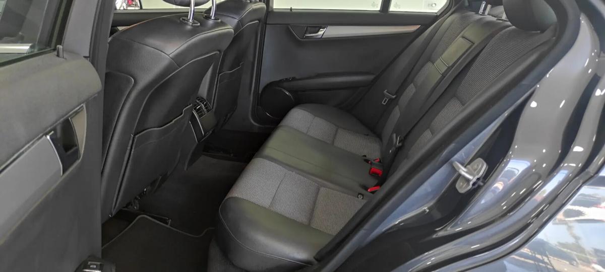 mercedes-benz-classe-c-c-200-cdi-2011-diesel-2143cc