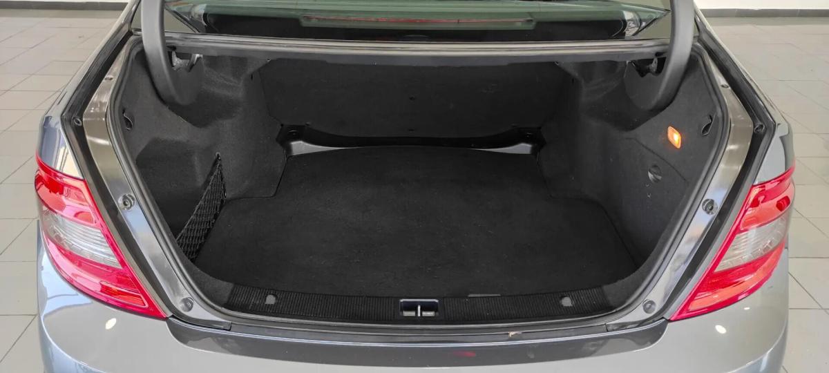 mercedes-benz-classe-c-c-200-cdi-2011-diesel-2143cc