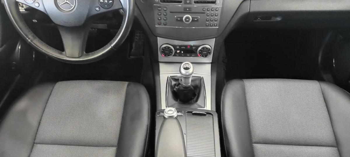 mercedes-benz-classe-c-c-200-cdi-2011-diesel-2143cc