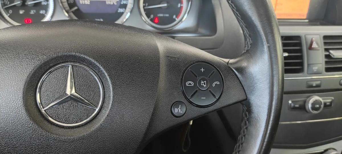 mercedes-benz-classe-c-c-200-cdi-2011-diesel-2143cc