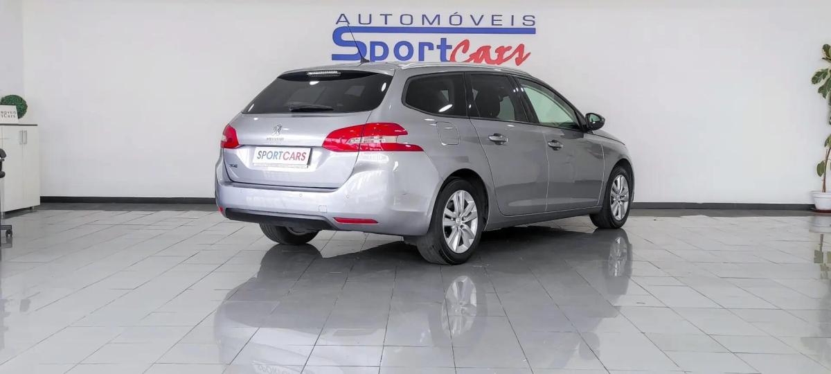 peugeot-308-sw-2018-diesel-1560cc
