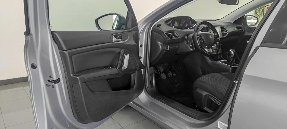 peugeot-308-sw-2018-diesel-1560cc