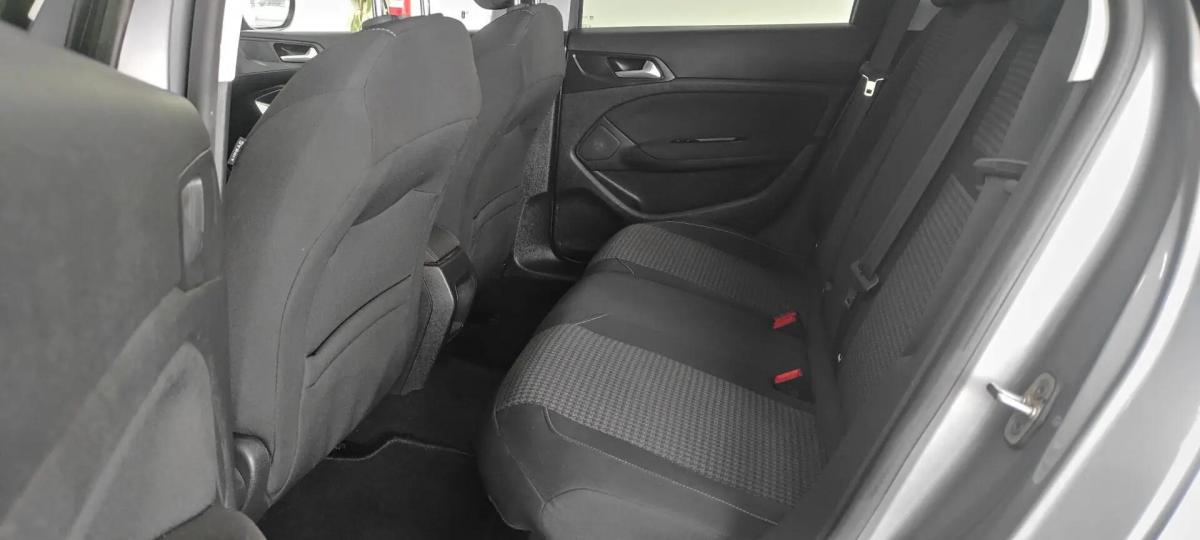 peugeot-308-sw-2018-diesel-1560cc