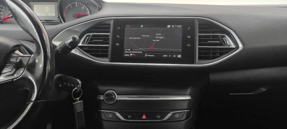 peugeot-308-sw-2018-diesel-1560cc