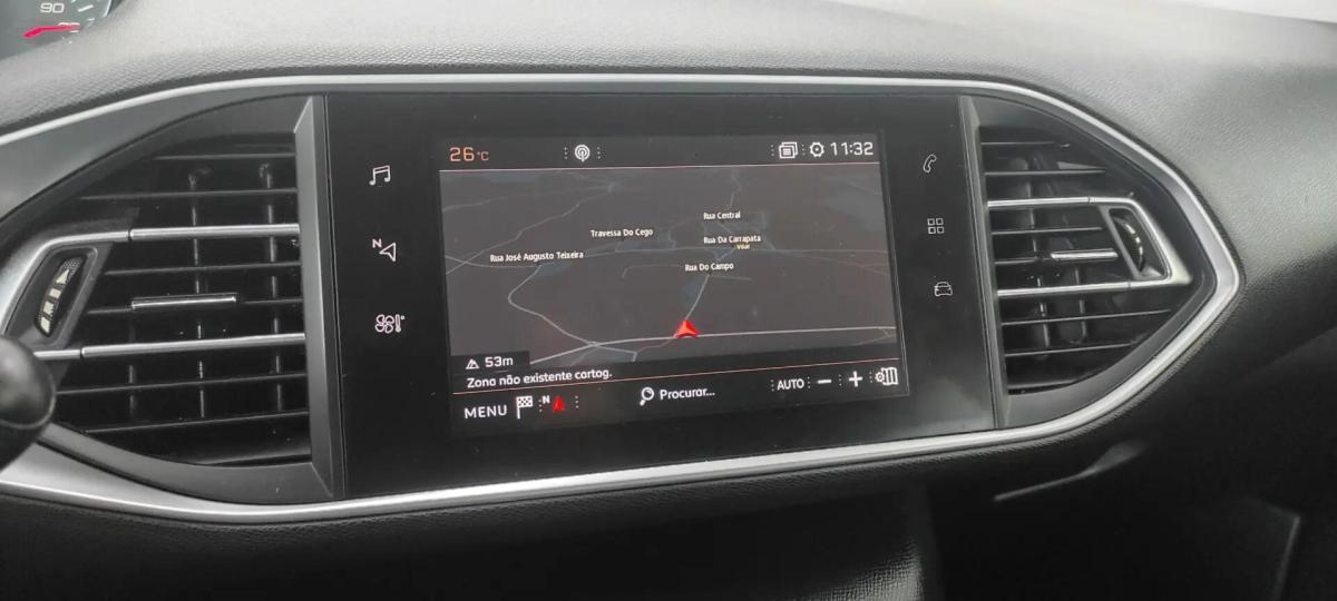 peugeot-308-sw-2018-diesel-1560cc