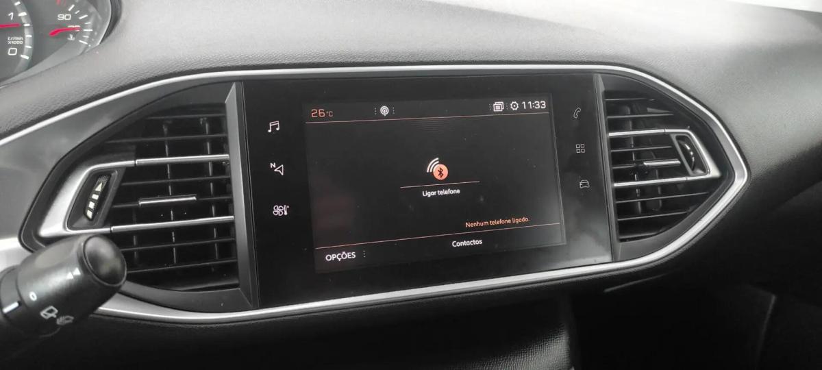 peugeot-308-sw-2018-diesel-1560cc