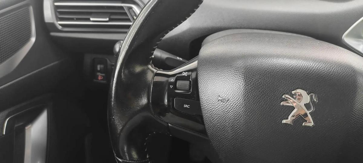 peugeot-308-sw-2018-diesel-1560cc