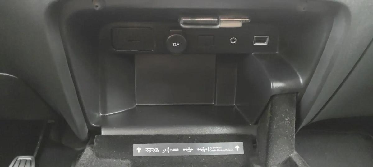citroen-c4-grand-picasso-2016-diesel-1560cc