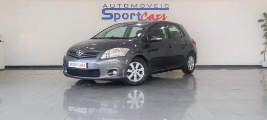 toyota-auris-2010-diesel-1364cc