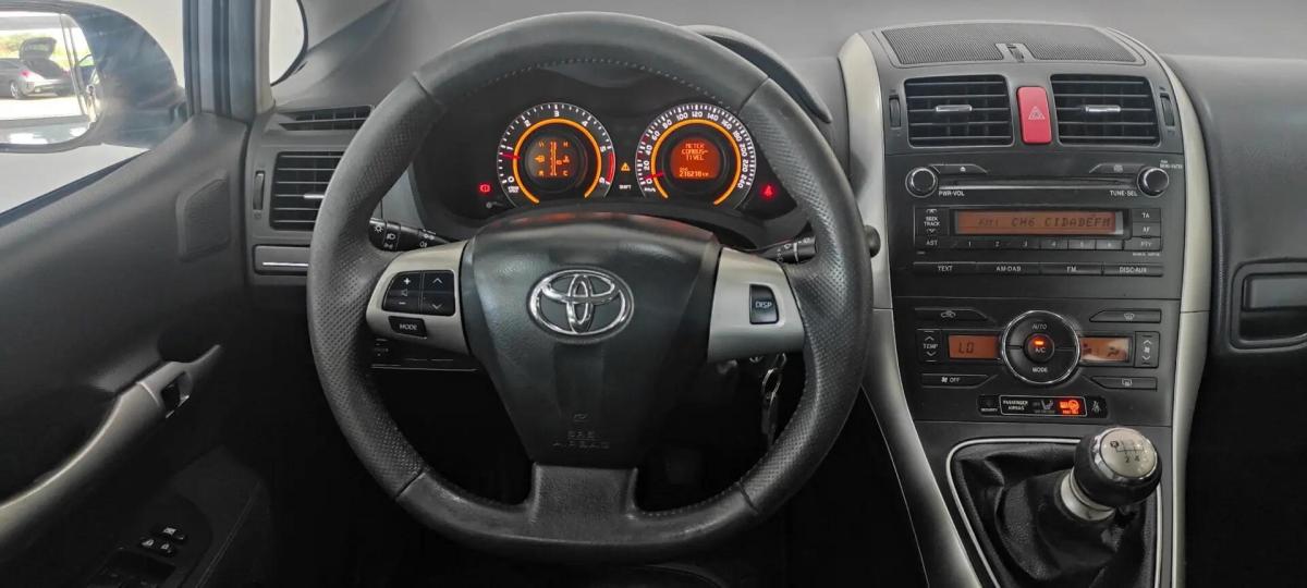 toyota-auris-2010-diesel-1364cc