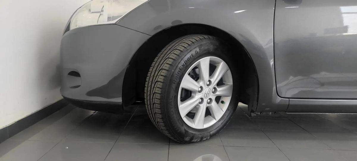 toyota-auris-2010-diesel-1364cc