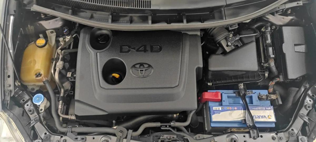 toyota-auris-2010-diesel-1364cc