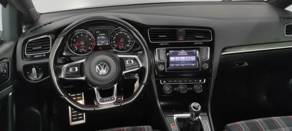 volkswagen-golf-2013-gasolina-1984cc