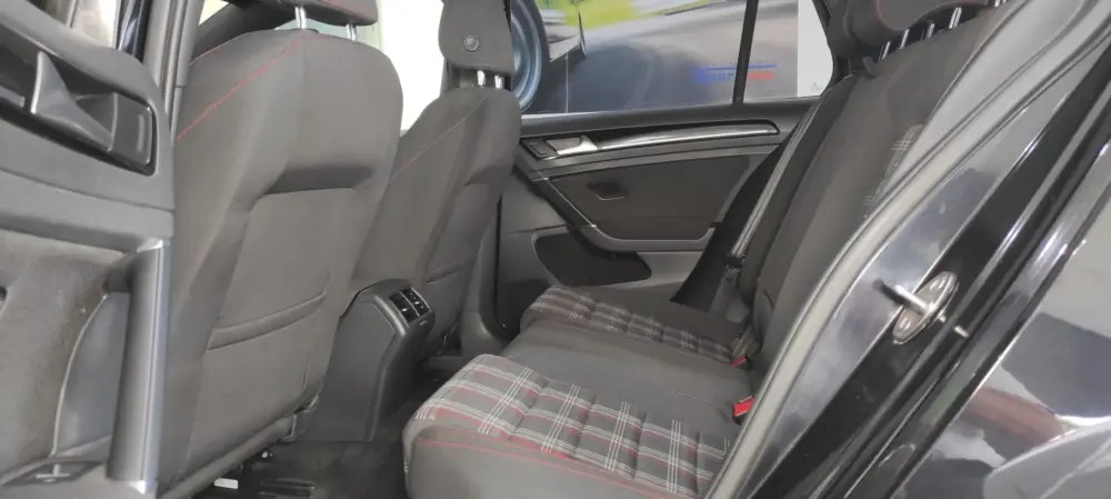volkswagen-golf-2013-gasolina-1984cc