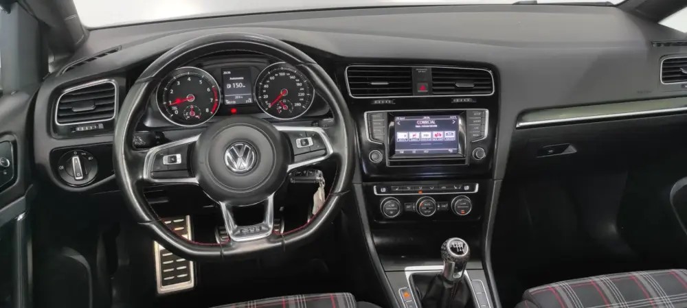 volkswagen-golf-2013-gasolina-1984cc