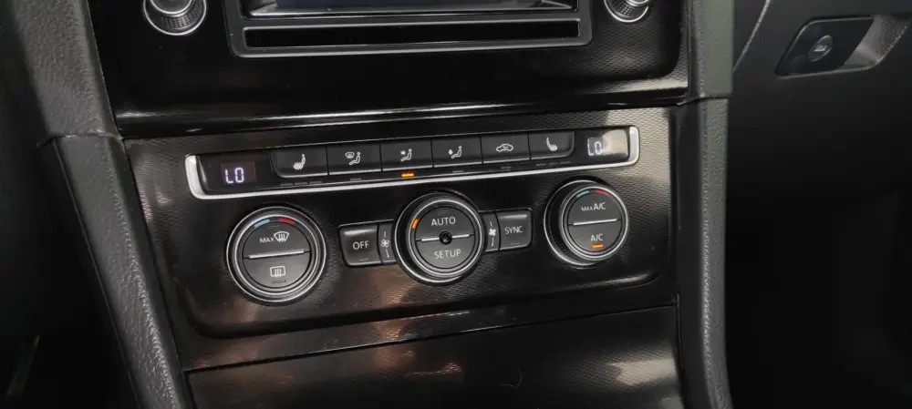 volkswagen-golf-2013-gasolina-1984cc