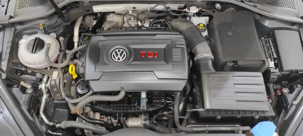 volkswagen-golf-2013-gasolina-1984cc