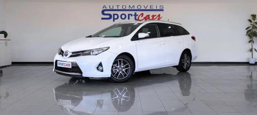 toyota-auris-touring-sports-2014-diesel-1364cc